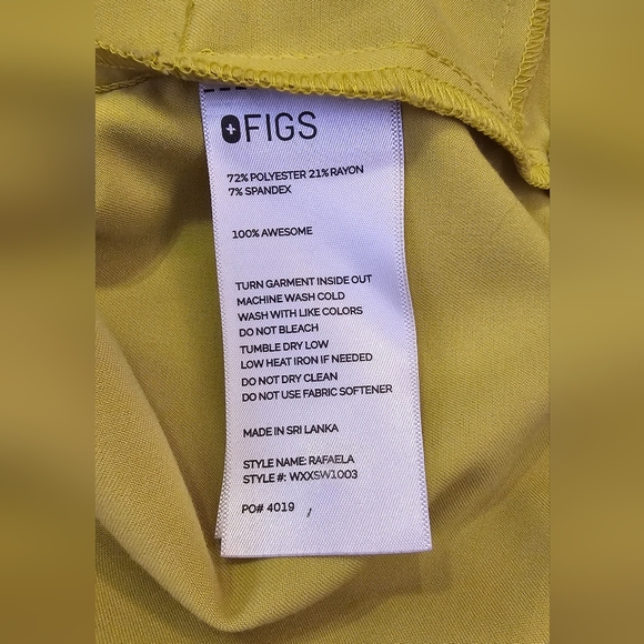 FIGS jogger scrub set - Picture 4 of 11